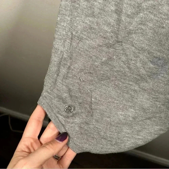 Lululemon thin knit sweater  6 - Picture 5 of 7